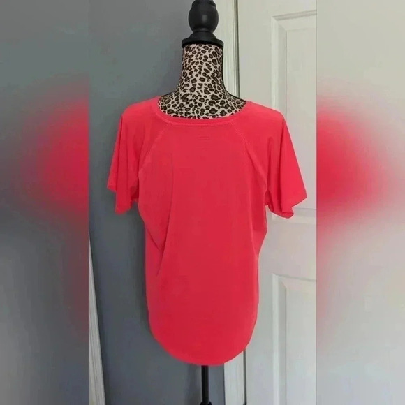 Tek Gear Workout Gear Women's Short Sleeve Shirt Size L Bright Coral (EUC) - Picture 7 of 11